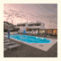 Thira's Dolphin: fotografie