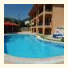 Sun Village Apartments: fotografie